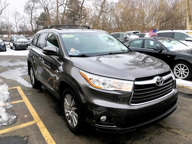 Toyota Highlander XLE AWD V6 2015