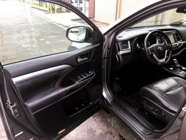 Toyota Highlander XLE AWD V6 2015