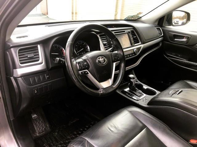 Toyota Highlander XLE AWD V6 2015