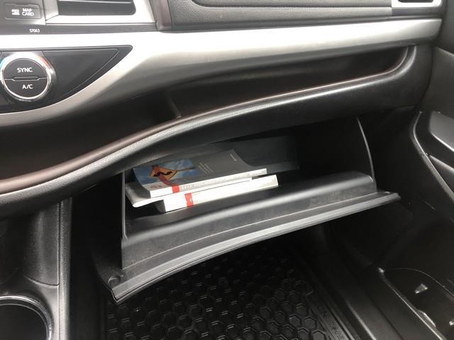 Toyota Highlander XLE AWD V6 2015