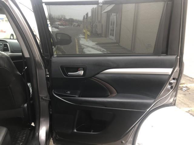 Toyota Highlander XLE AWD V6 2015