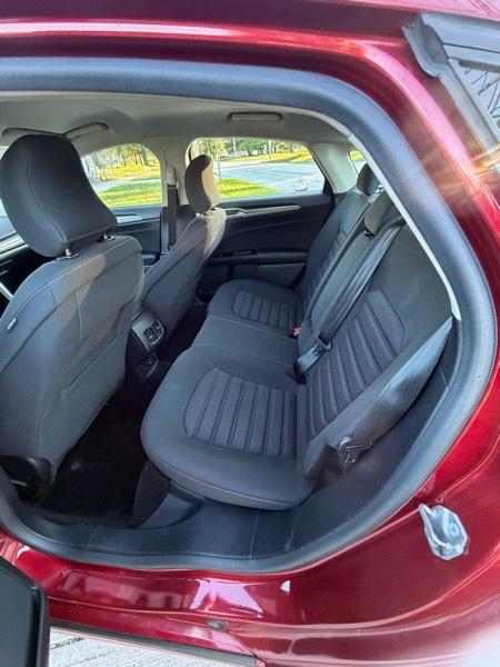 Ford Fusion SE 2017