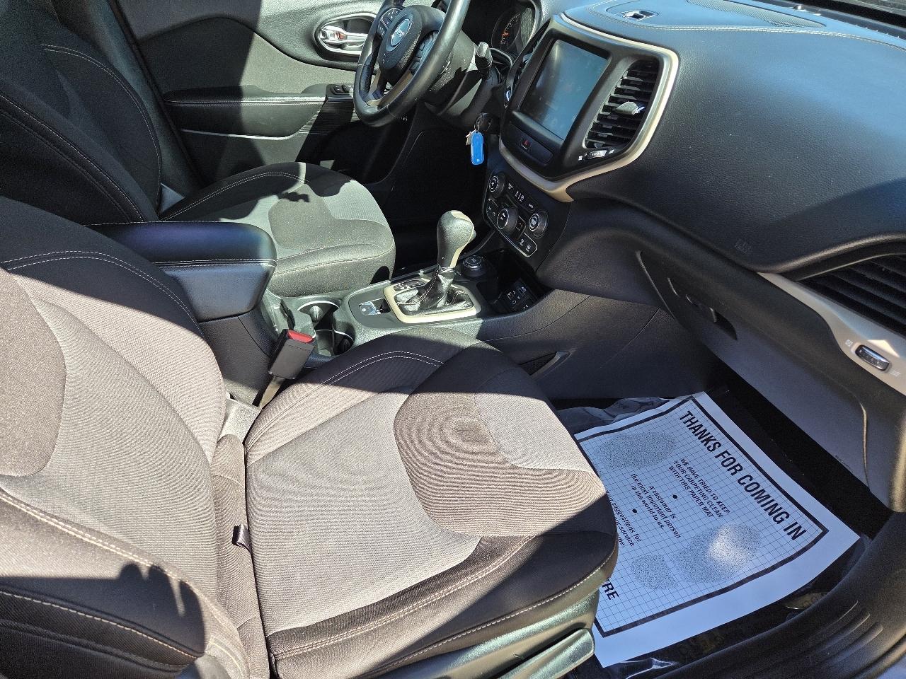 Jeep Cherokee Latitude 4WD 2015