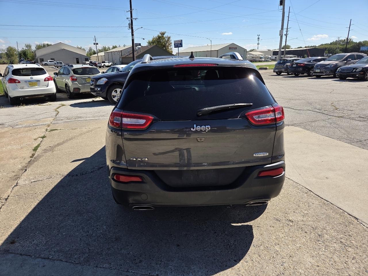 Jeep Cherokee Latitude 4WD 2015
