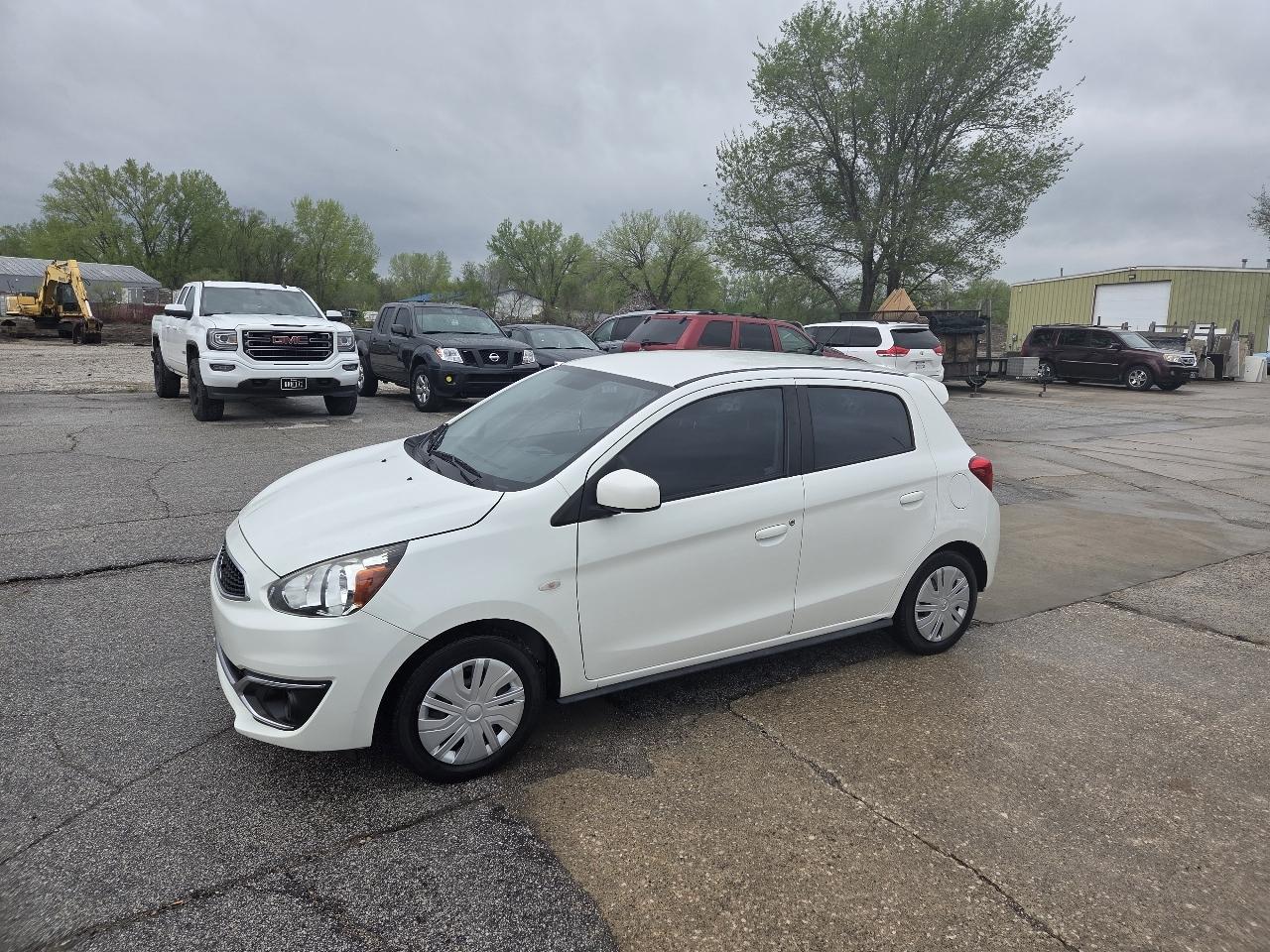 Mitsubishi Mirage ES 5M 2017