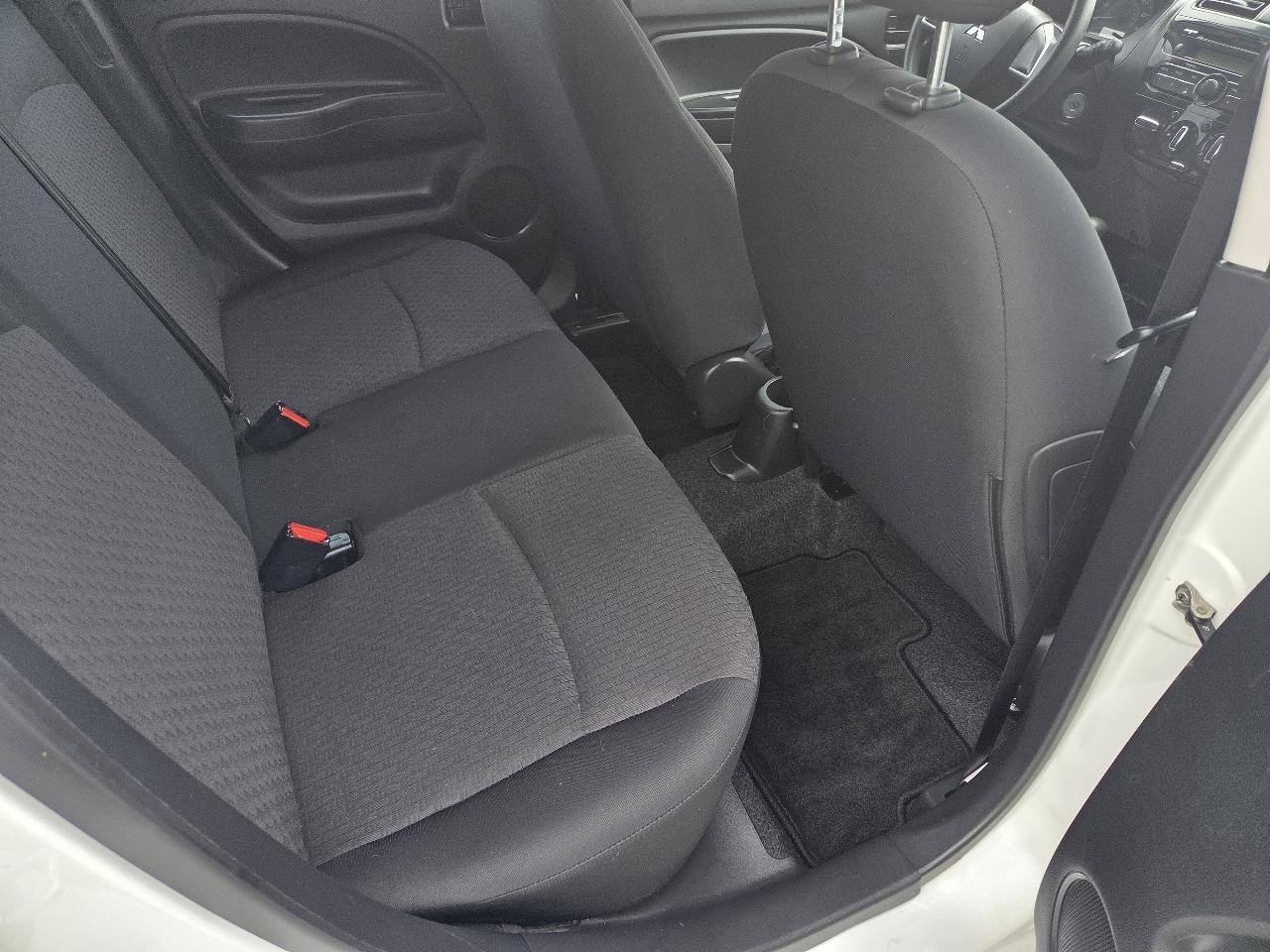 Mitsubishi Mirage ES 5M 2017