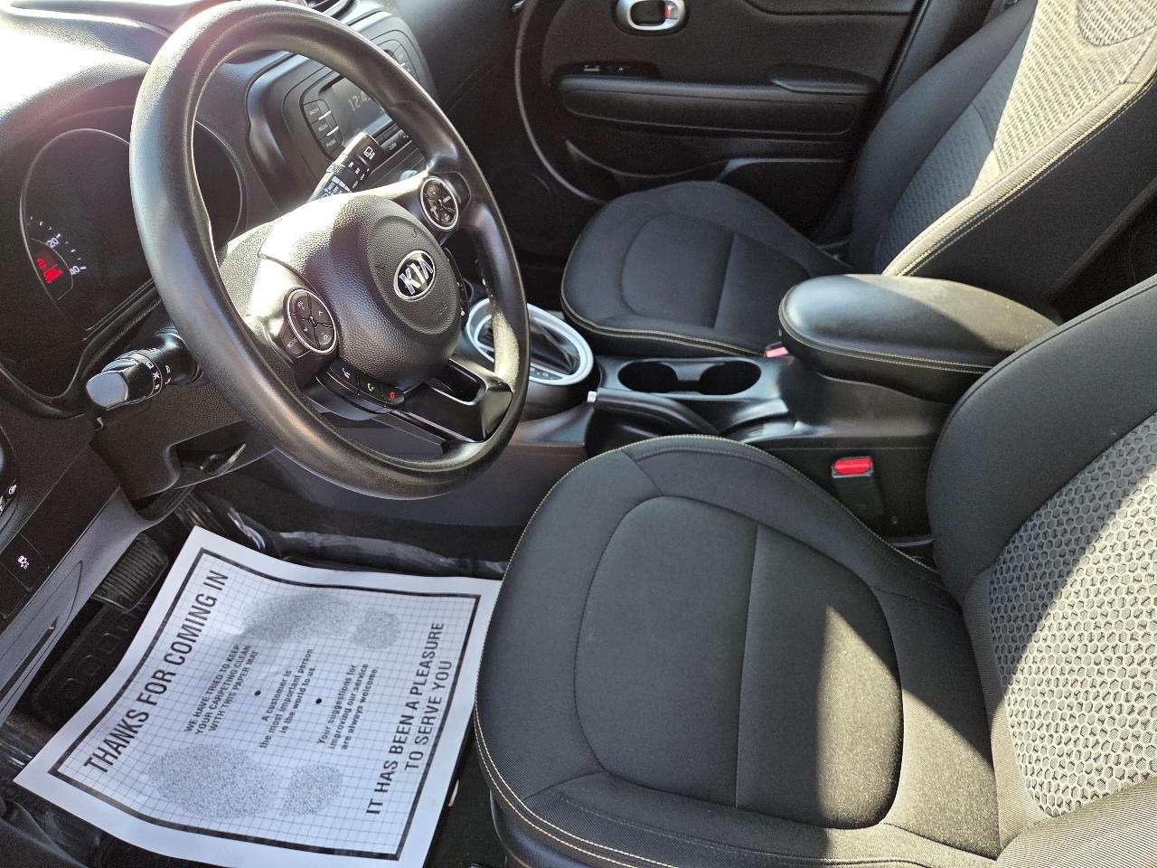 Kia Soul + w/Signature 2.0 Special Edition 2016