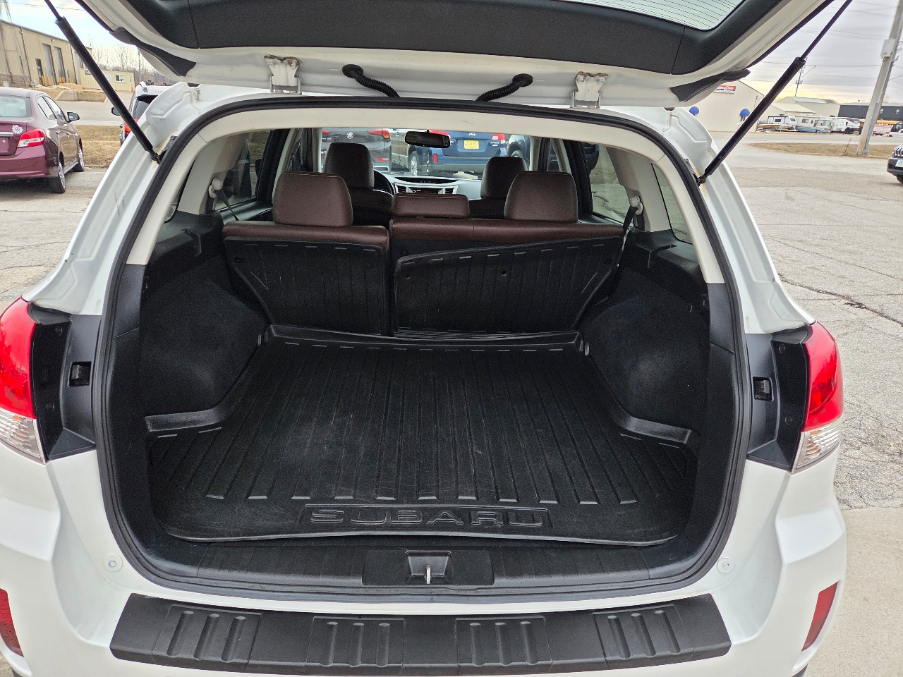 Subaru Outback 2.5i Limited 2013