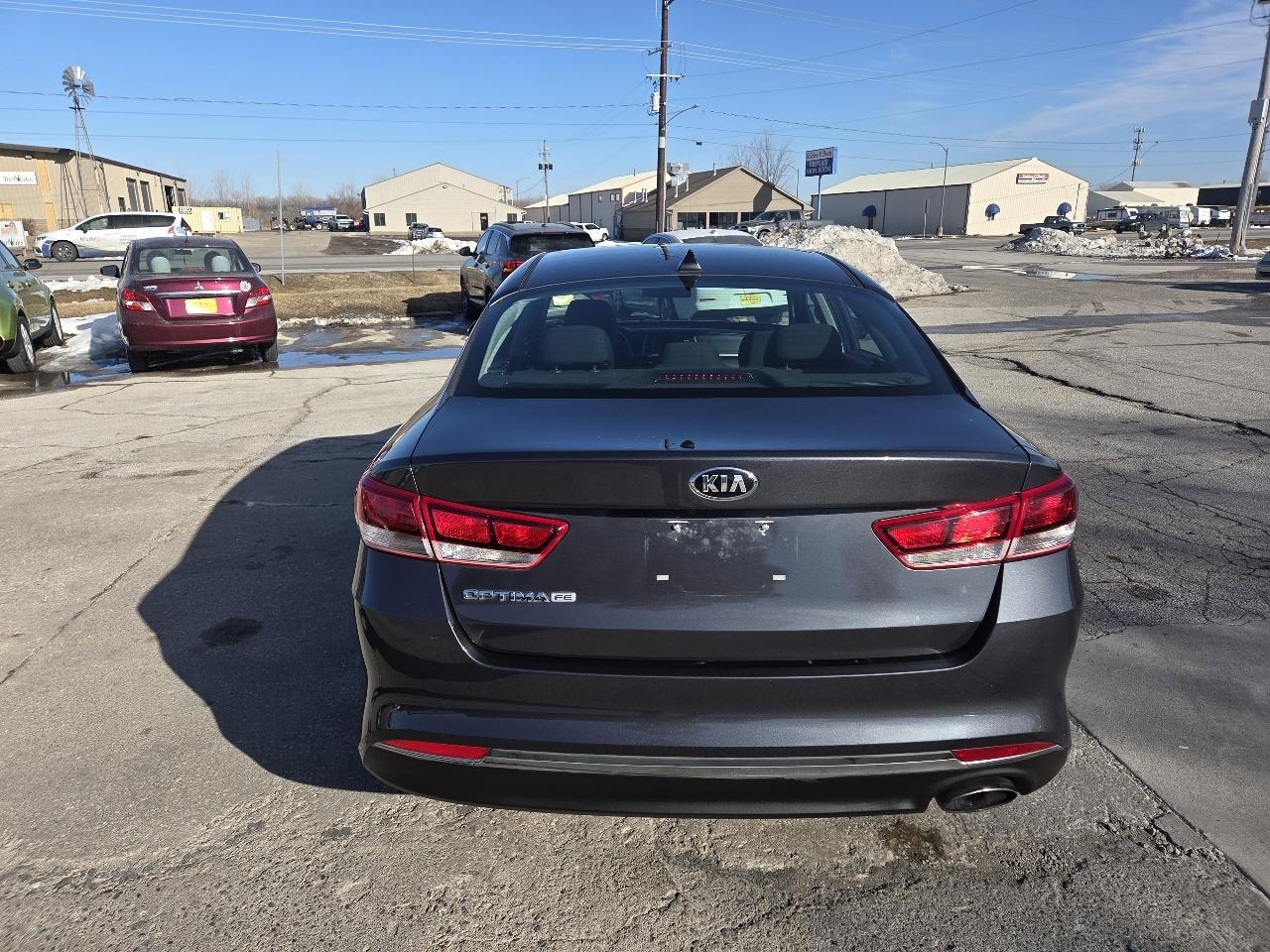 Kia Optima LX 2017