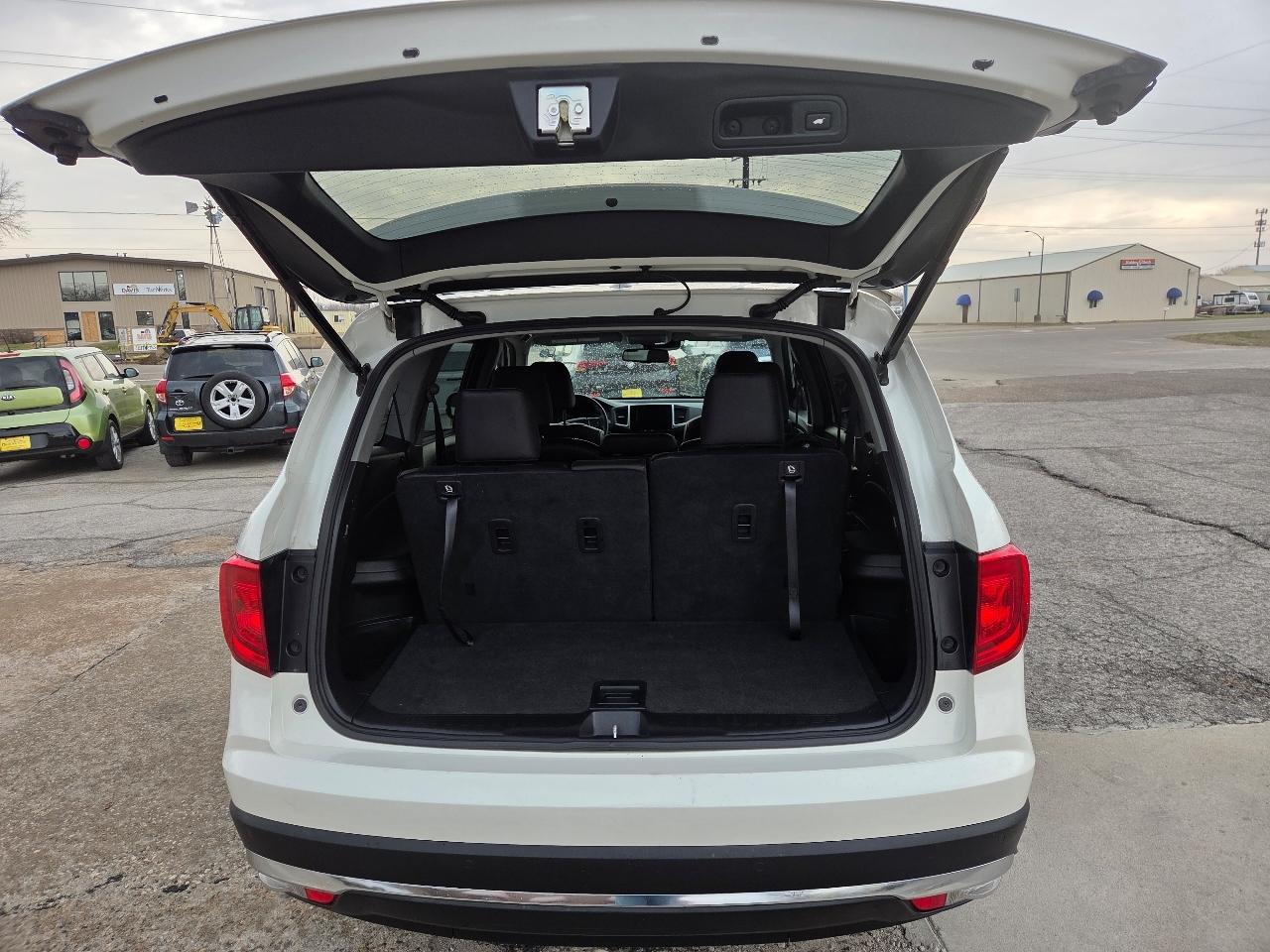 Honda Pilot Touring 4WD 2017