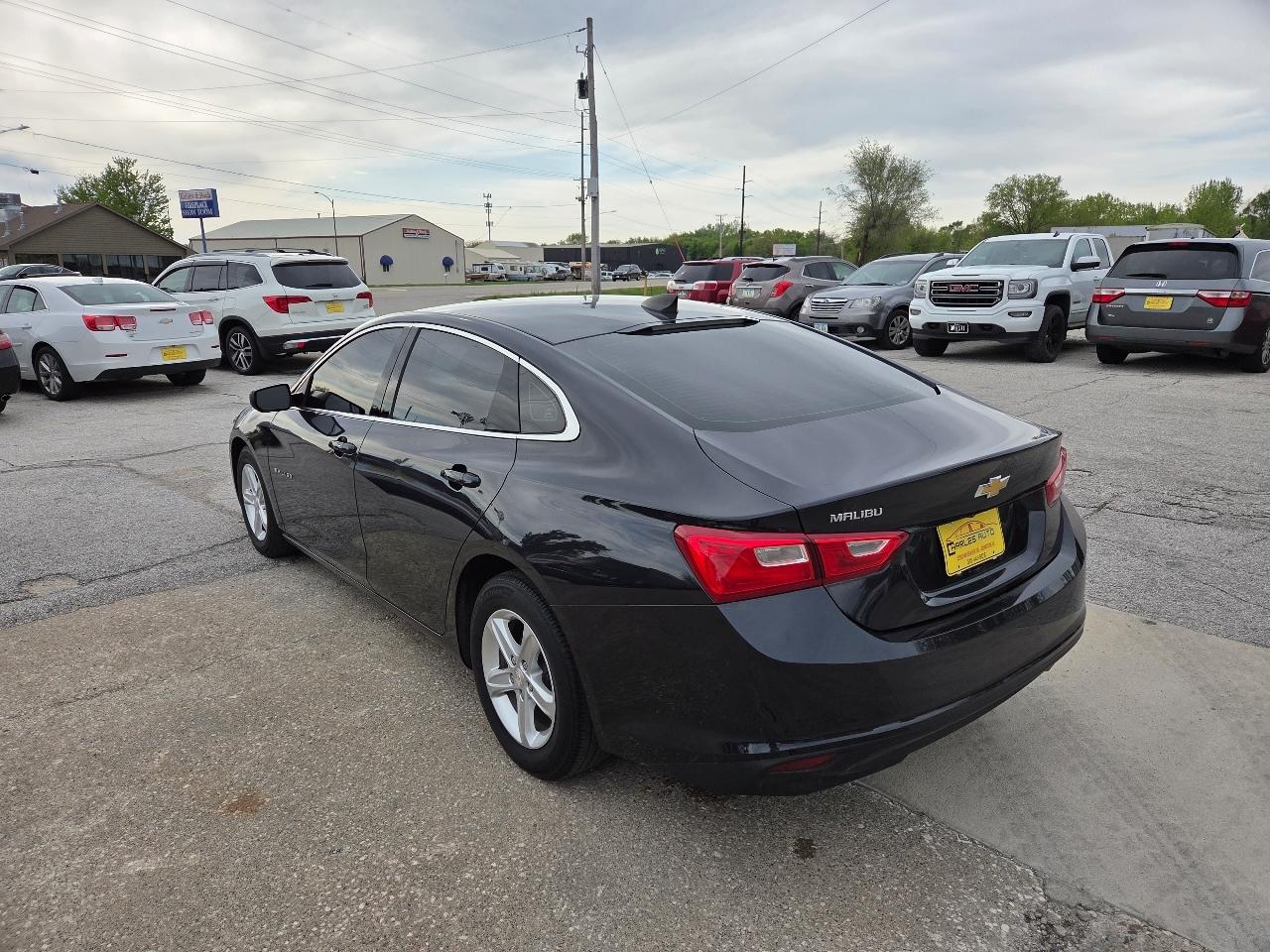 Chevrolet Malibu LS 2022