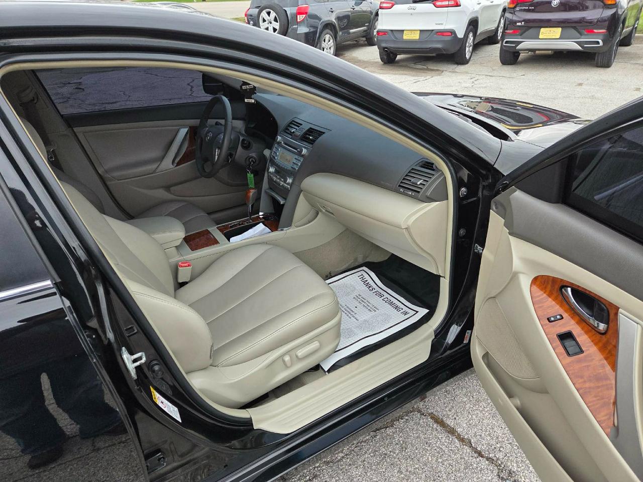 Toyota Camry XLE 5-Spd AT 2009