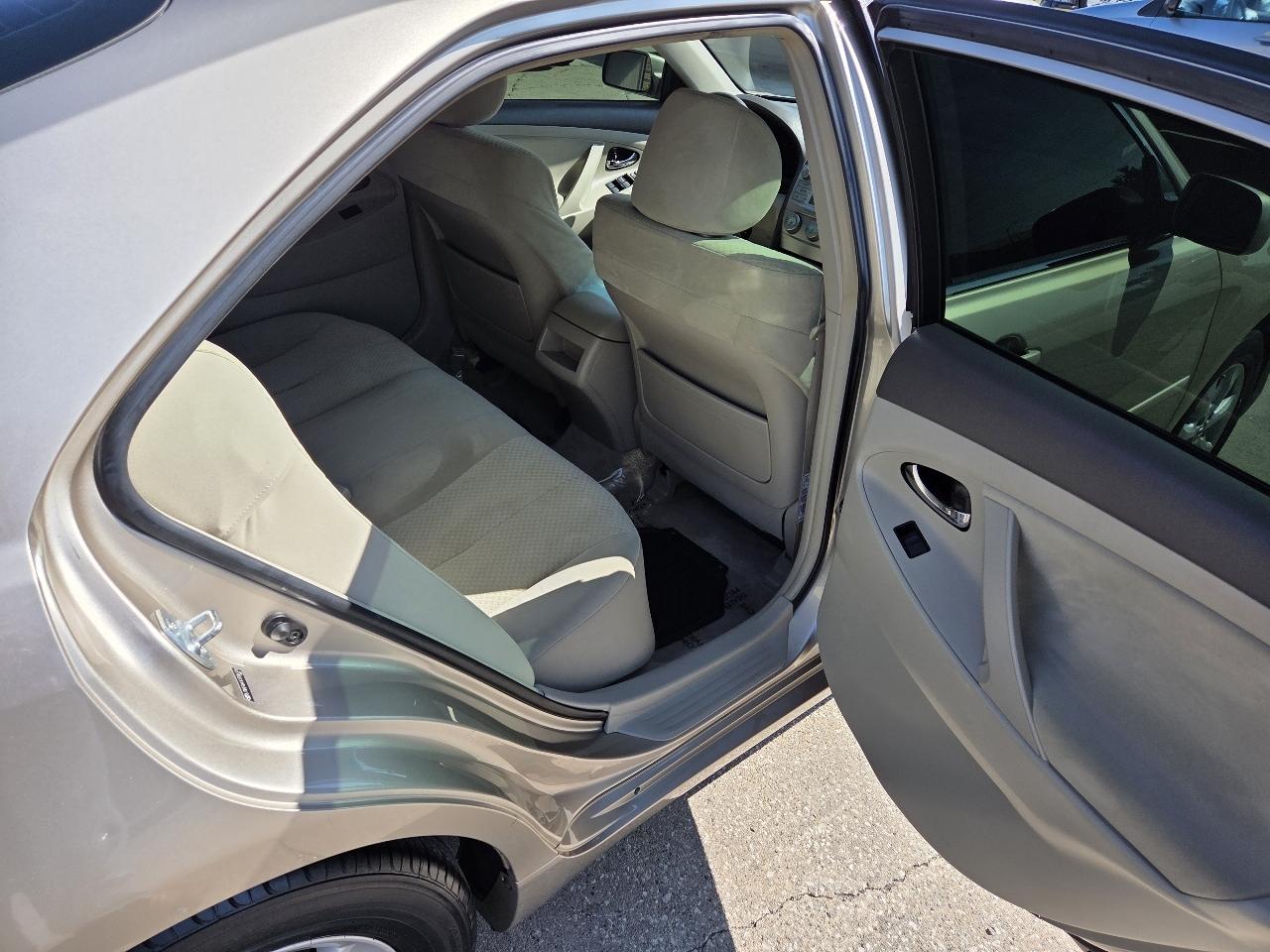 Toyota Camry CE 5-Spd AT 2007