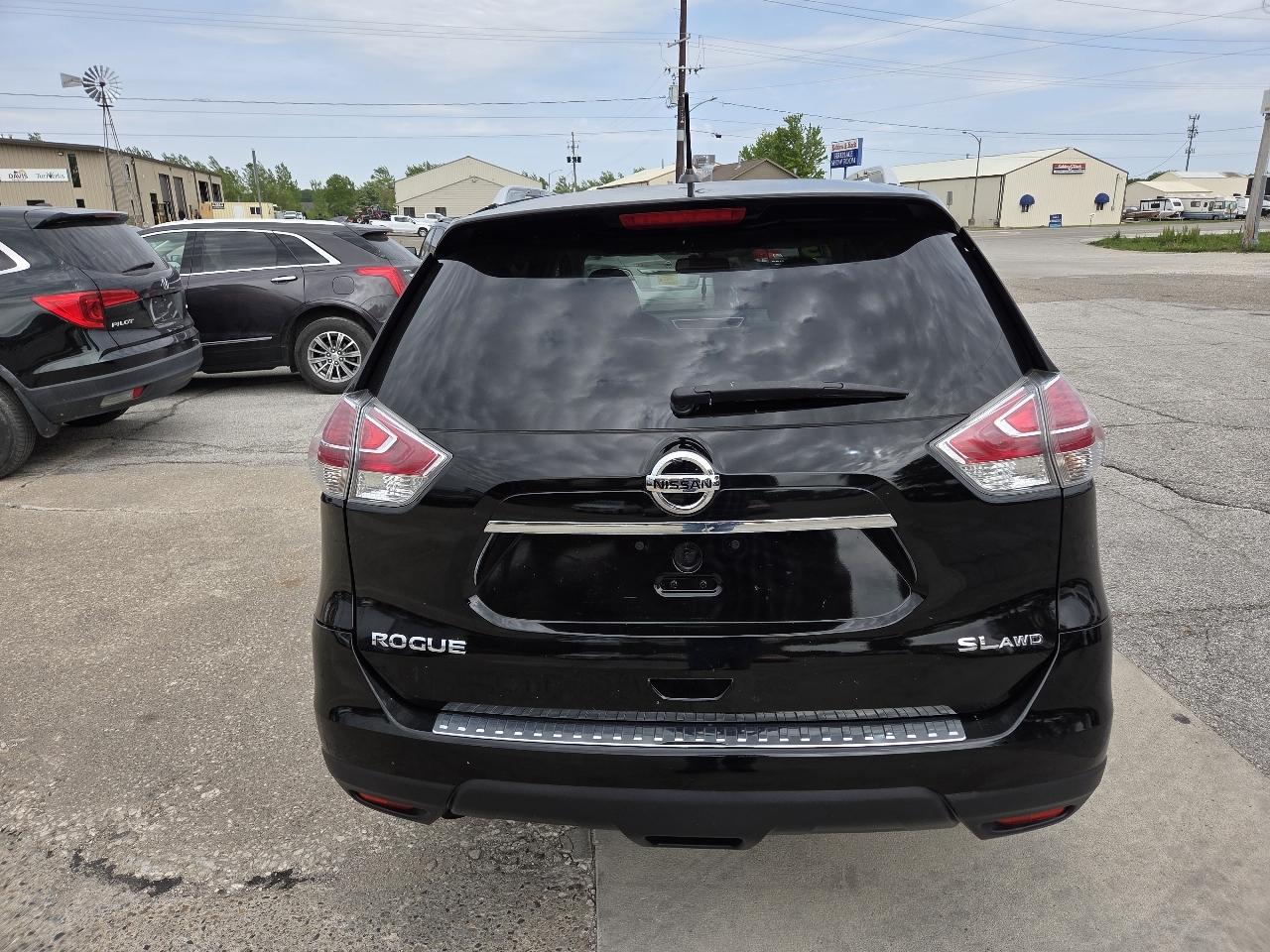 Nissan Rogue SV AWD 2015