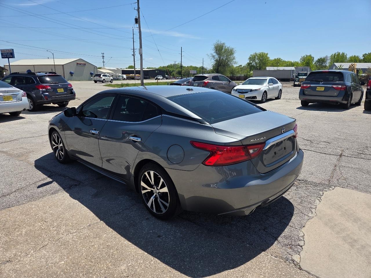 Nissan Maxima 3.5 S 2016