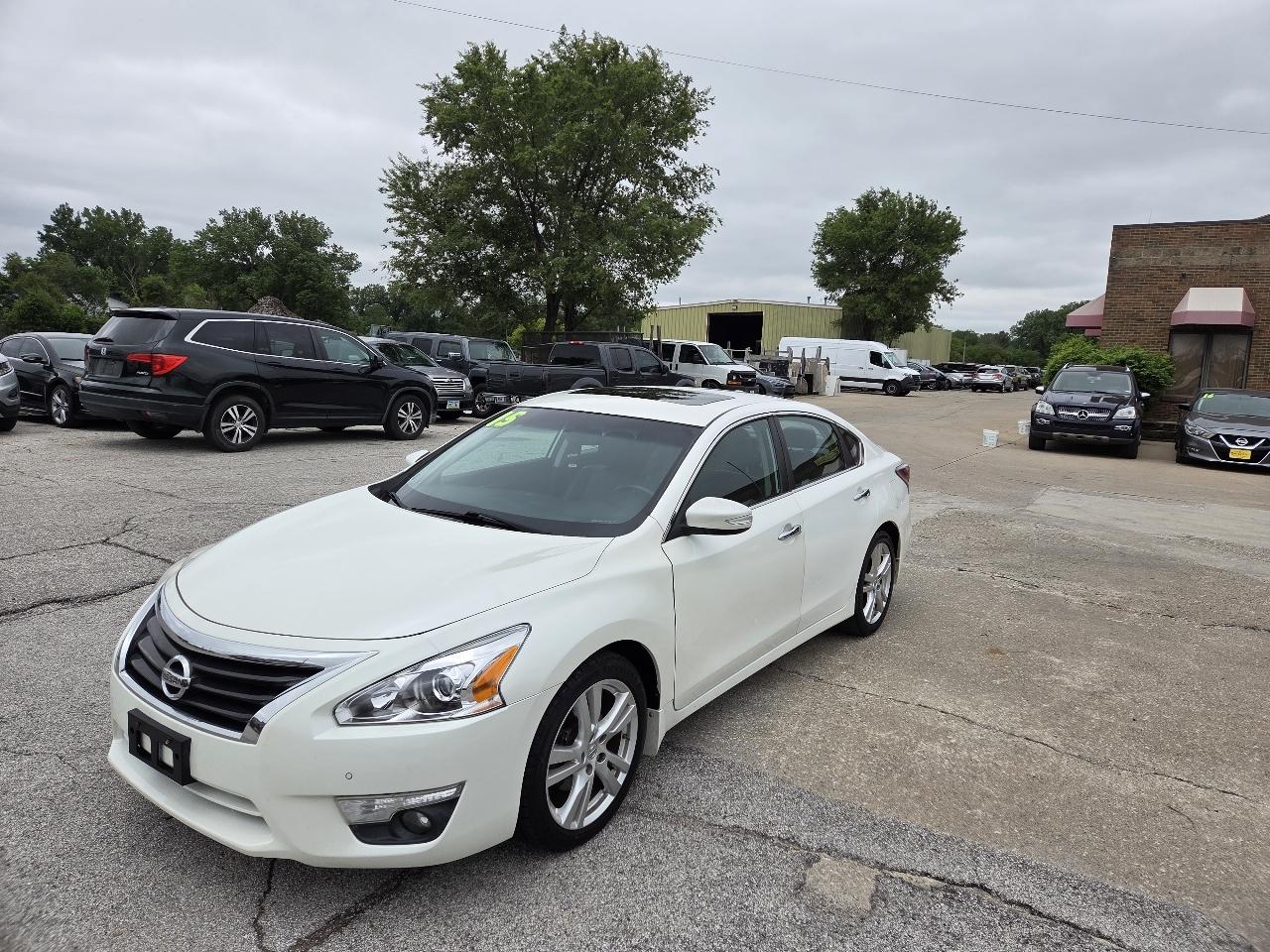 Nissan Altima 3.5 SV 2015