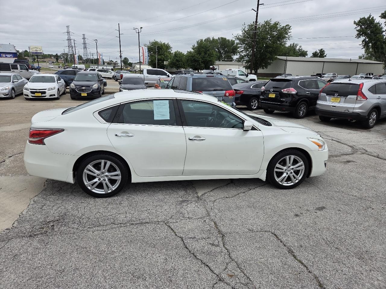 Nissan Altima 3.5 SV 2015