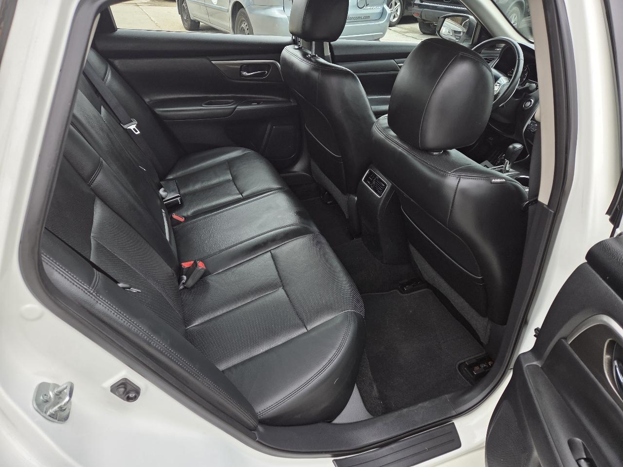 Nissan Altima 3.5 SV 2015