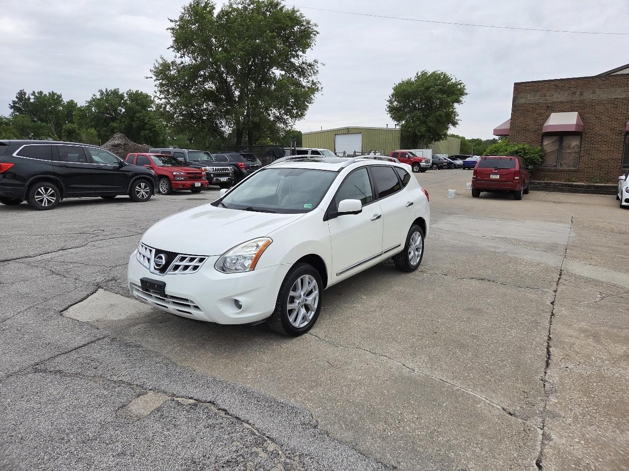 Nissan Rogue S AWD 2012