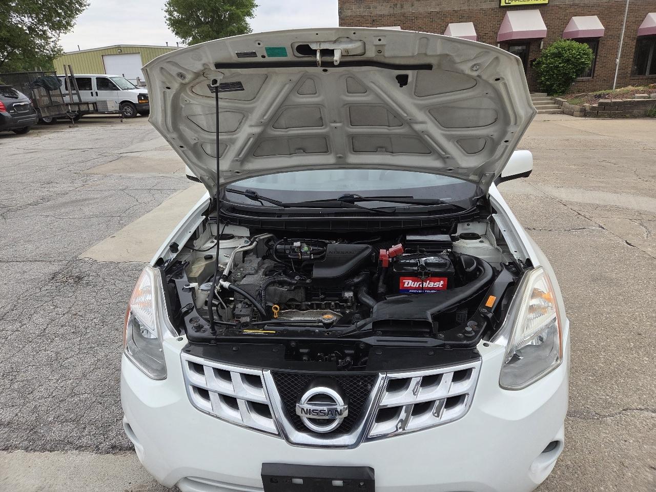 Nissan Rogue S AWD 2012
