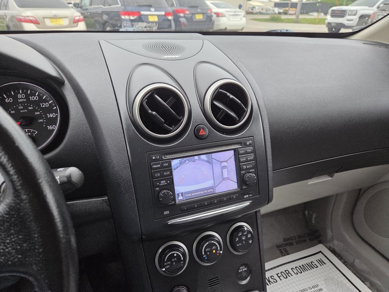 Nissan Rogue S AWD 2012