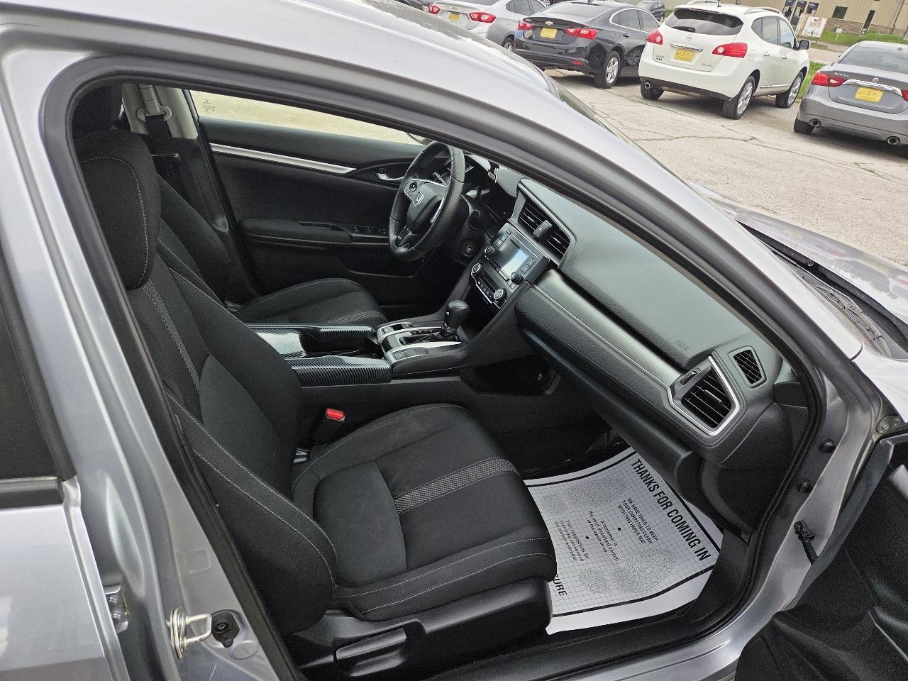 Honda Civic LX Sedan CVT 2018