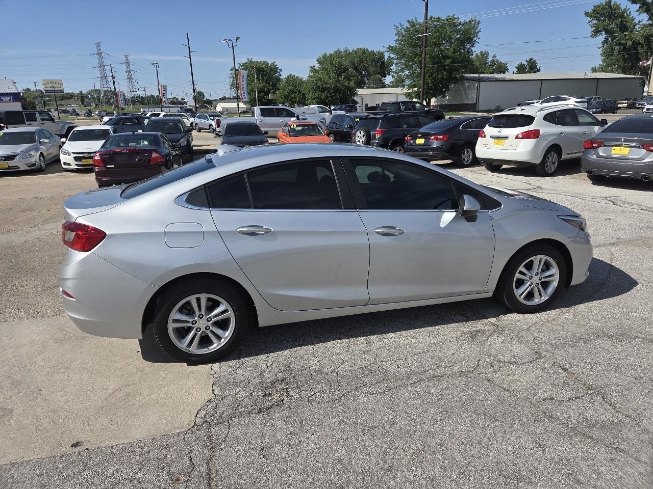 Chevrolet Cruze LT Auto 2018
