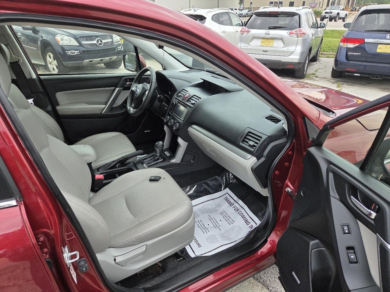 Subaru Forester 2.5i Touring 2015
