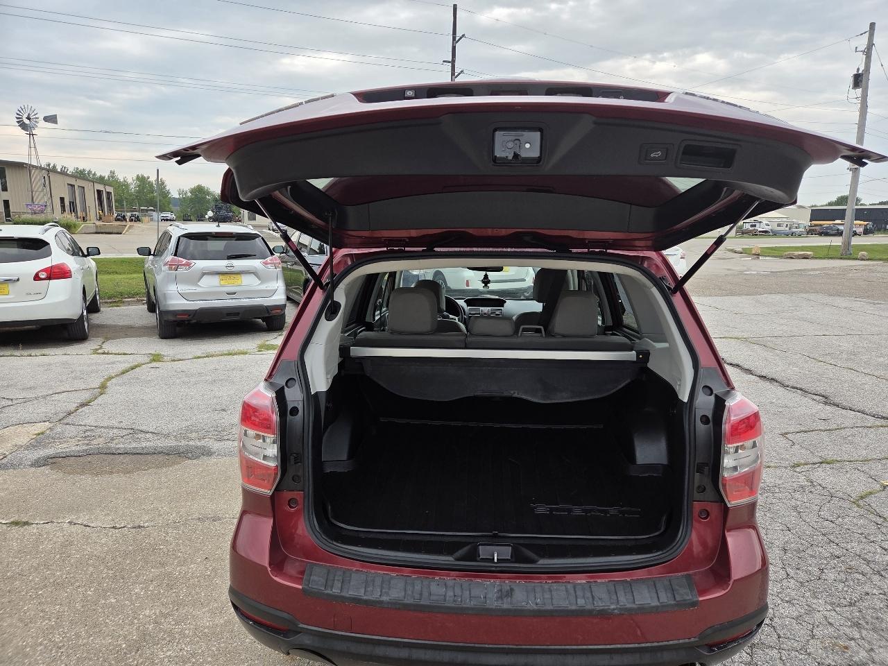 Subaru Forester 2.5i Touring 2015