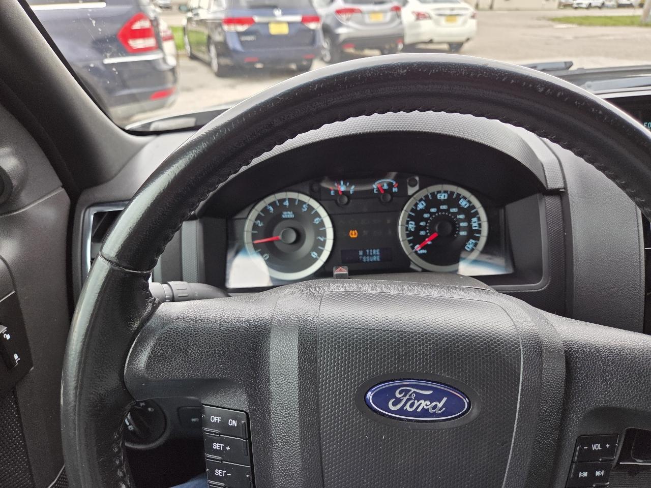 Ford Escape Limited 4WD 2011