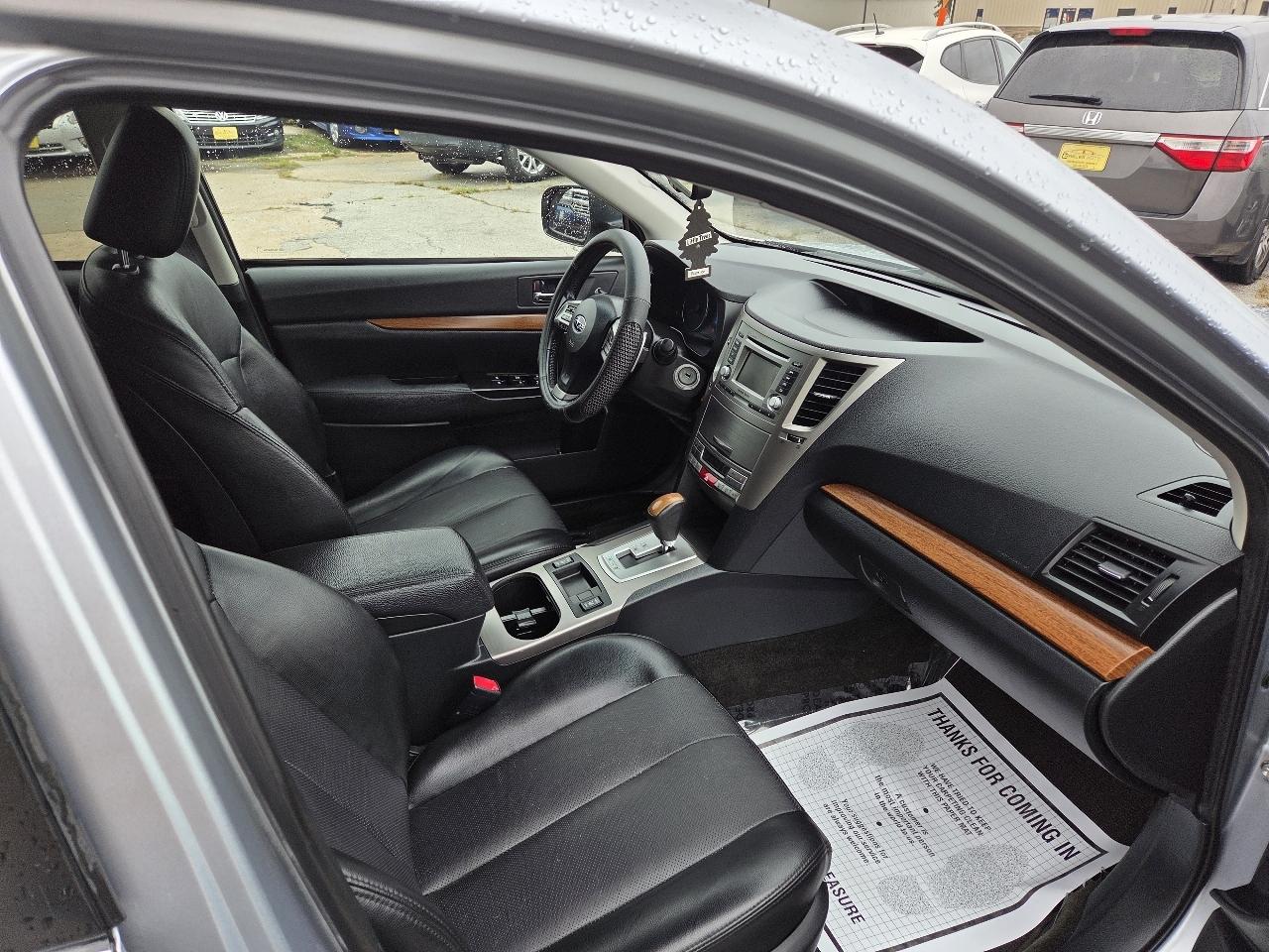 Subaru Outback 2.5i Limited 2014