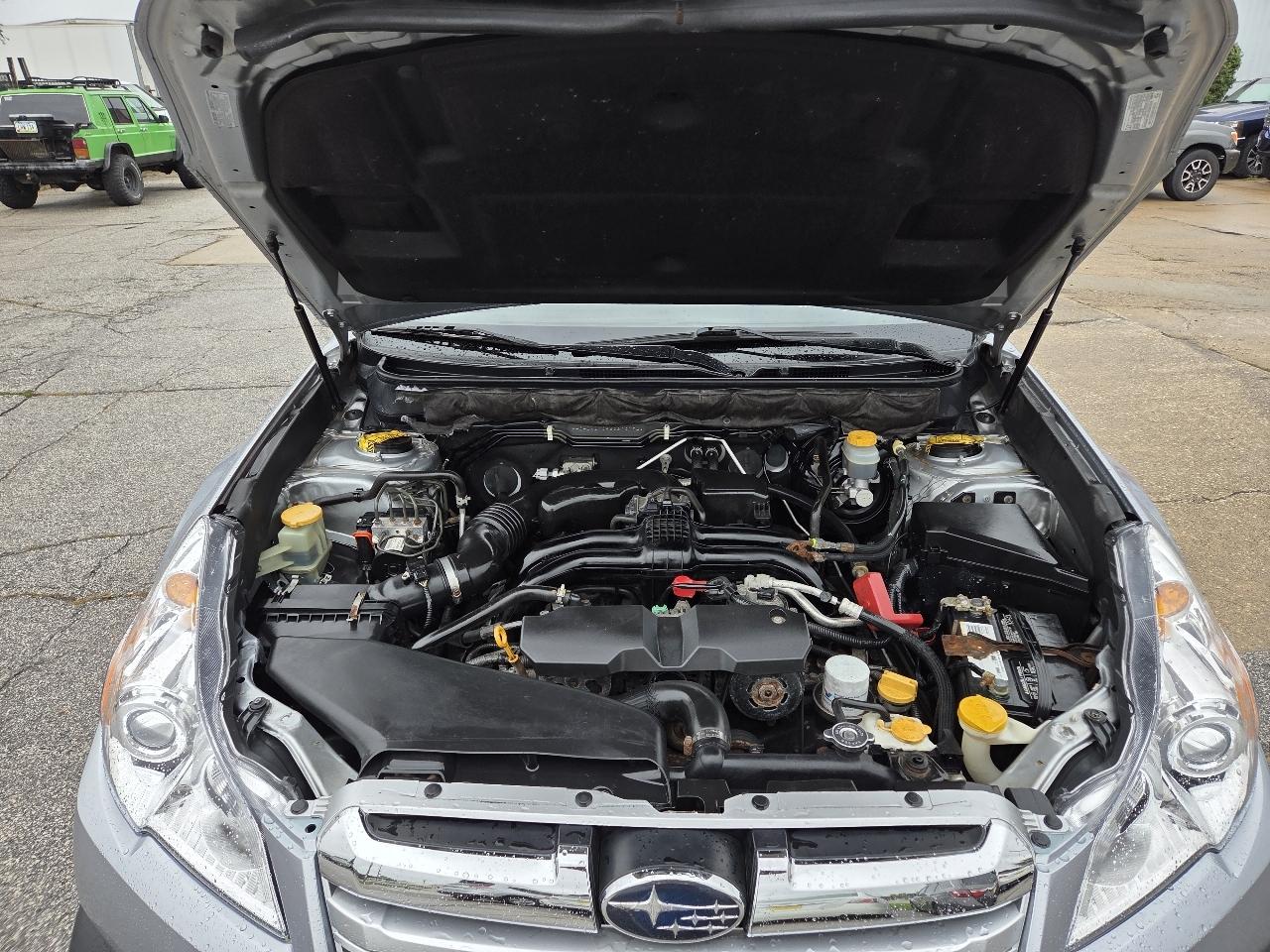 Subaru Outback 2.5i Limited 2014