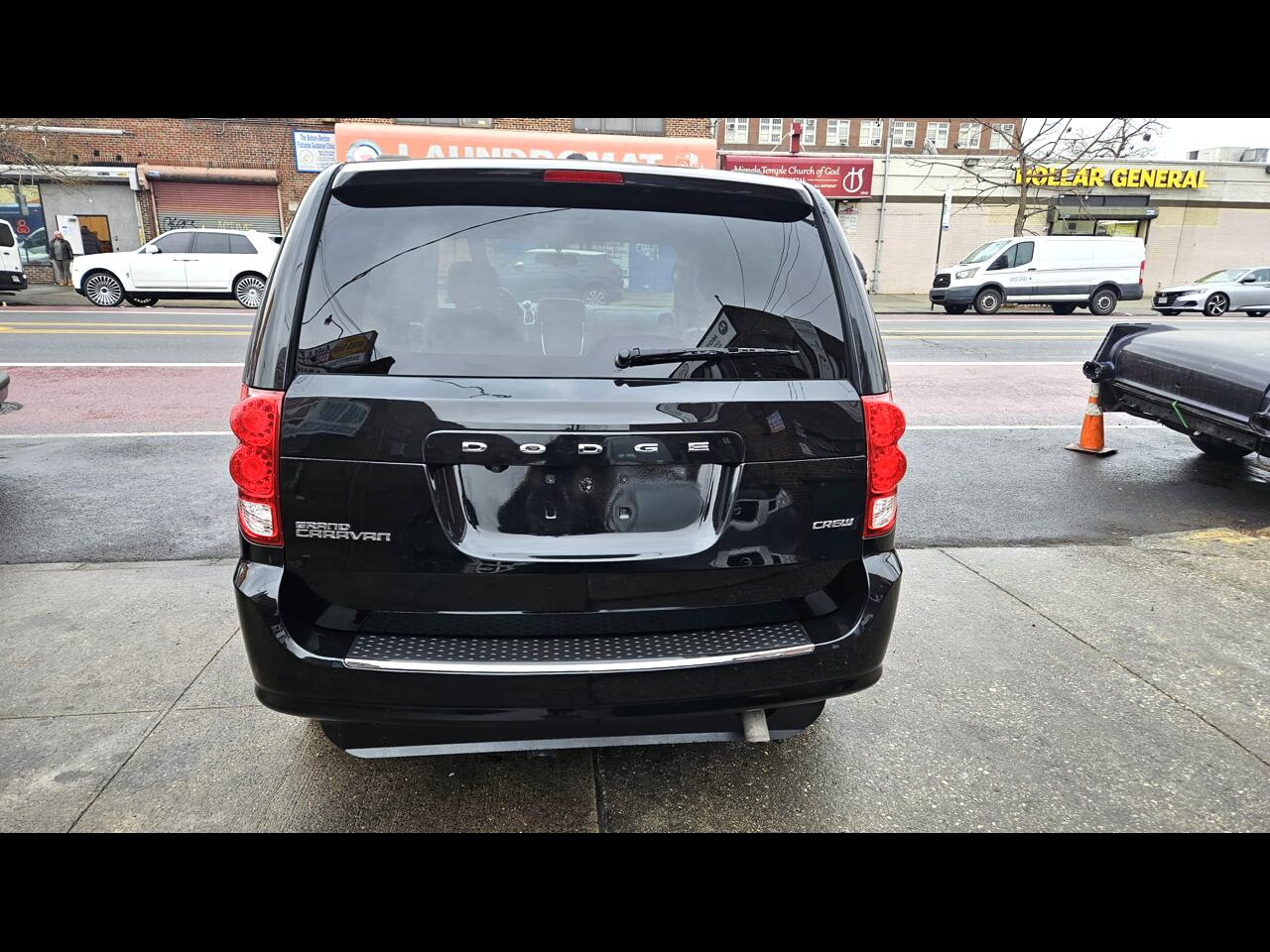 2012 Dodge Grand Caravan Crew photo 3