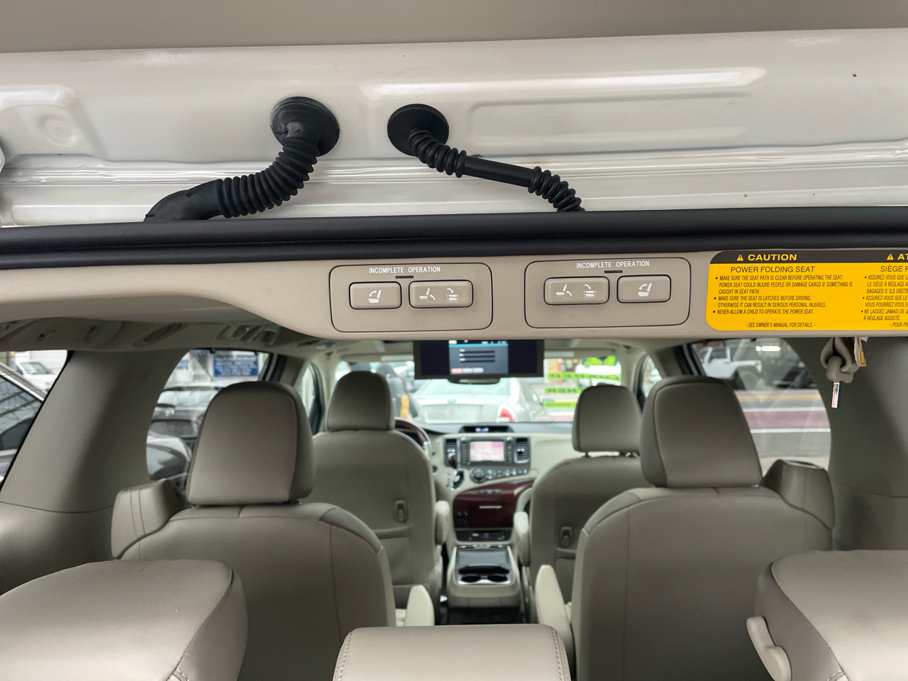 Toyota Sienna Limited FWD 7-Passsenger V6 2012 Toyota Sienna Limited FWD 7-Passsenger V6 2012