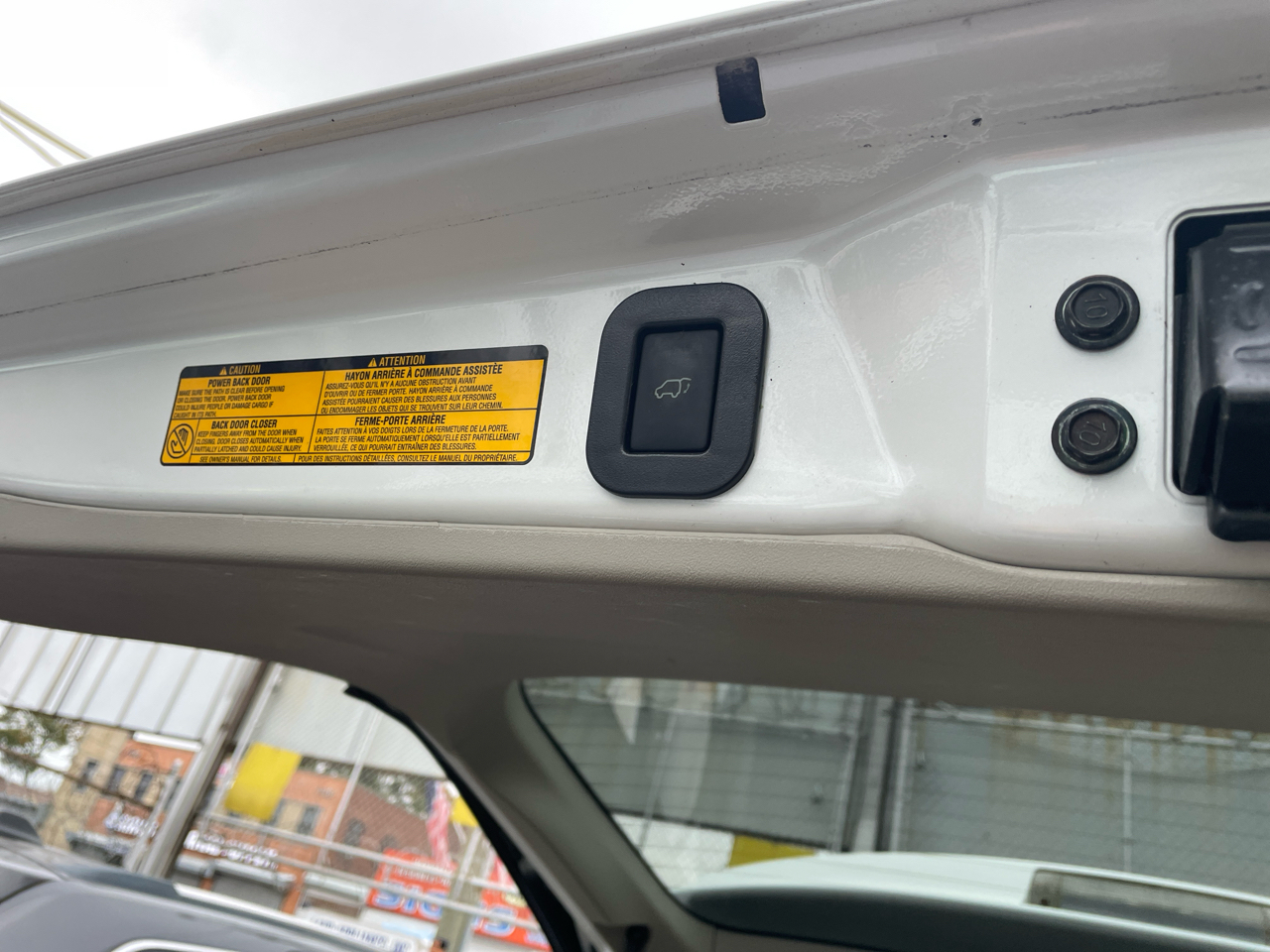 Toyota Sienna Limited FWD 7-Passsenger V6 2012 Toyota Sienna Limited FWD 7-Passsenger V6 2012