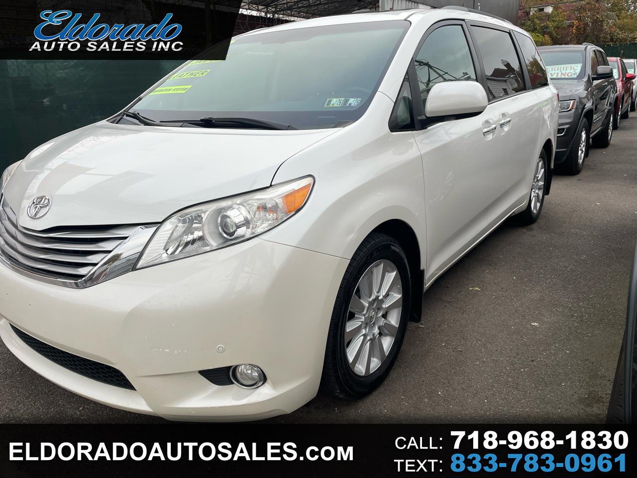 Toyota Sienna Limited FWD 7-Passsenger V6 2012 Toyota Sienna Limited FWD 7-Passsenger V6 2012