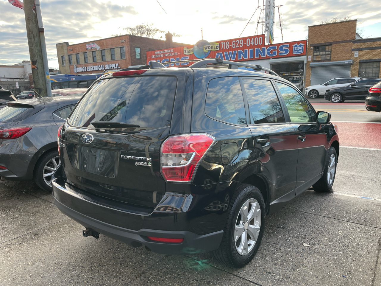Subaru Forester 2.5i Premium PZEV CVT 2016