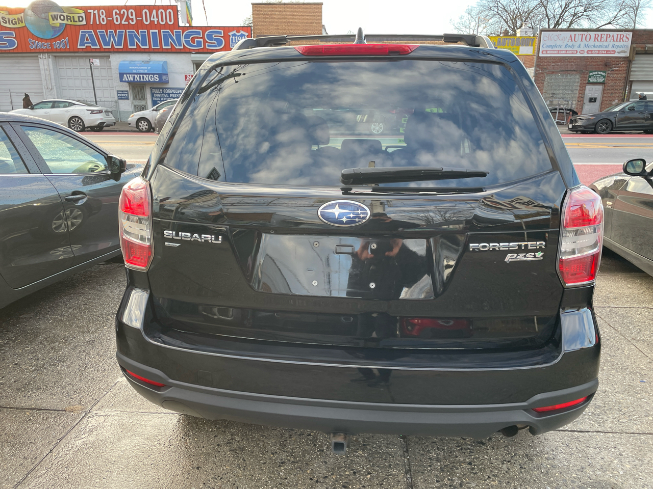 Subaru Forester 2.5i Premium PZEV CVT 2016