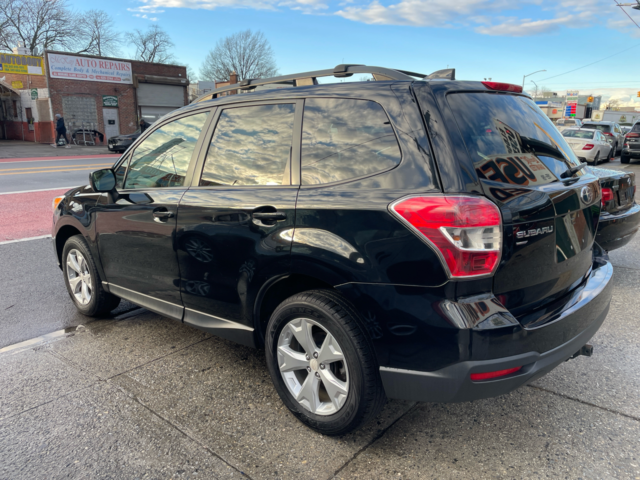 Subaru Forester 2.5i Premium PZEV CVT 2016