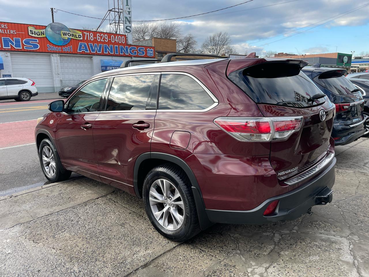 Toyota Highlander XLE AWD V6 2015