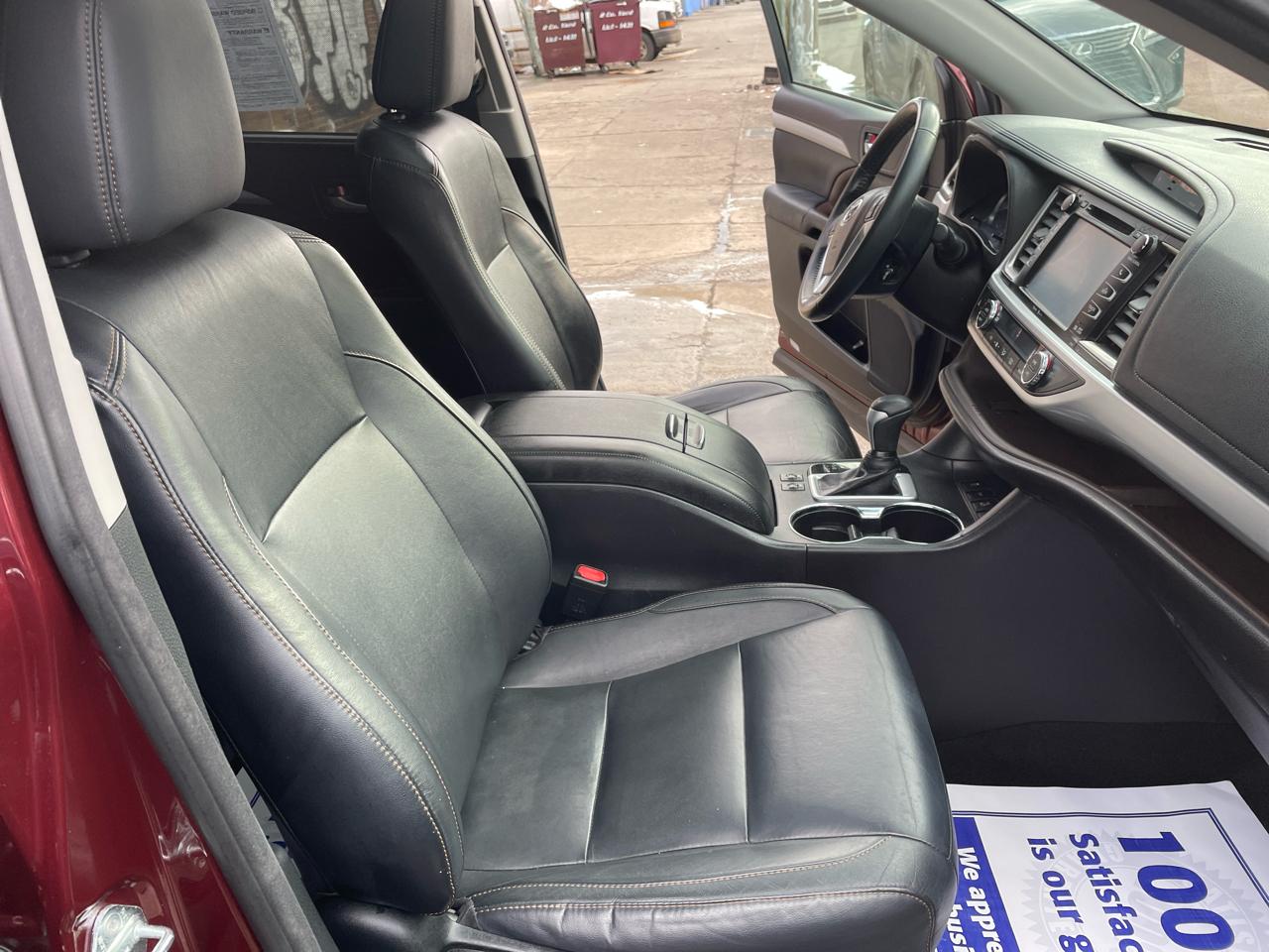 Toyota Highlander XLE AWD V6 2015