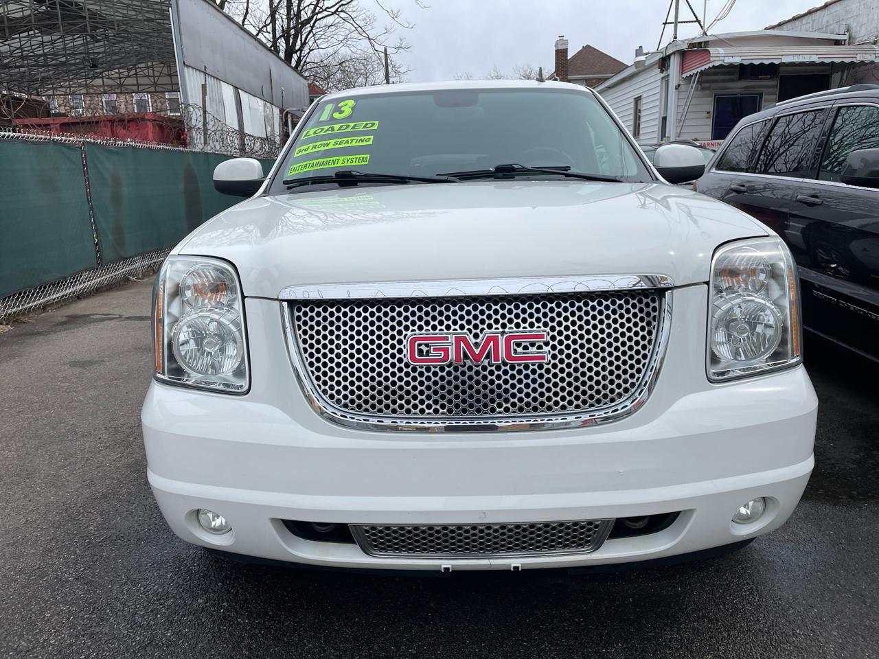 GMC Yukon Denali 4WD 2013