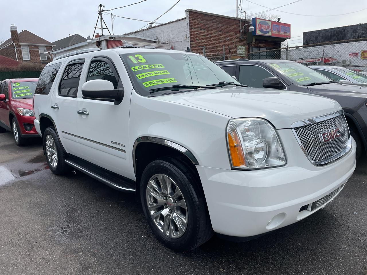 GMC Yukon Denali 4WD 2013