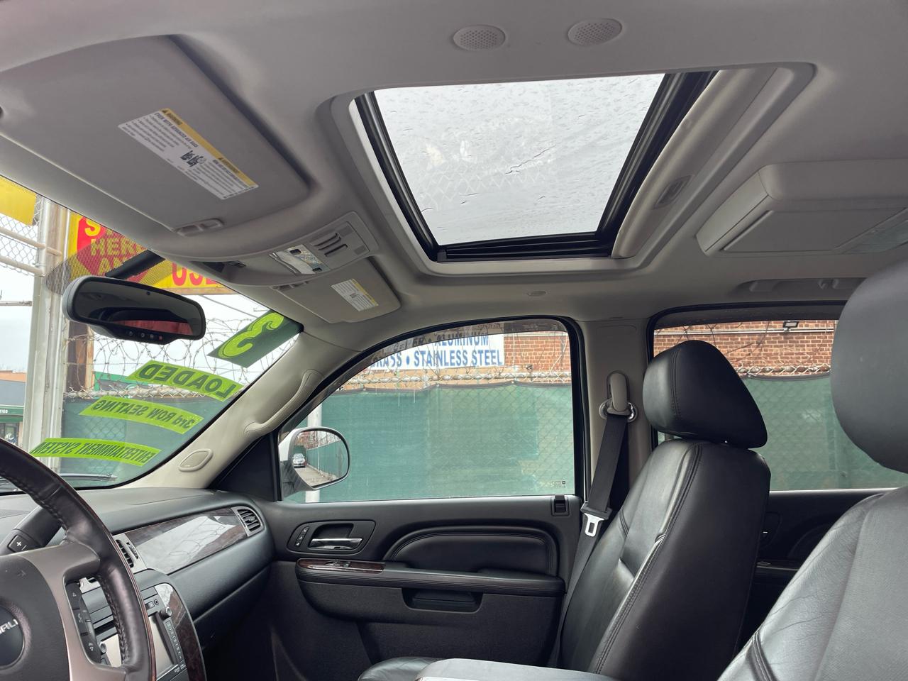 GMC Yukon Denali 4WD 2013