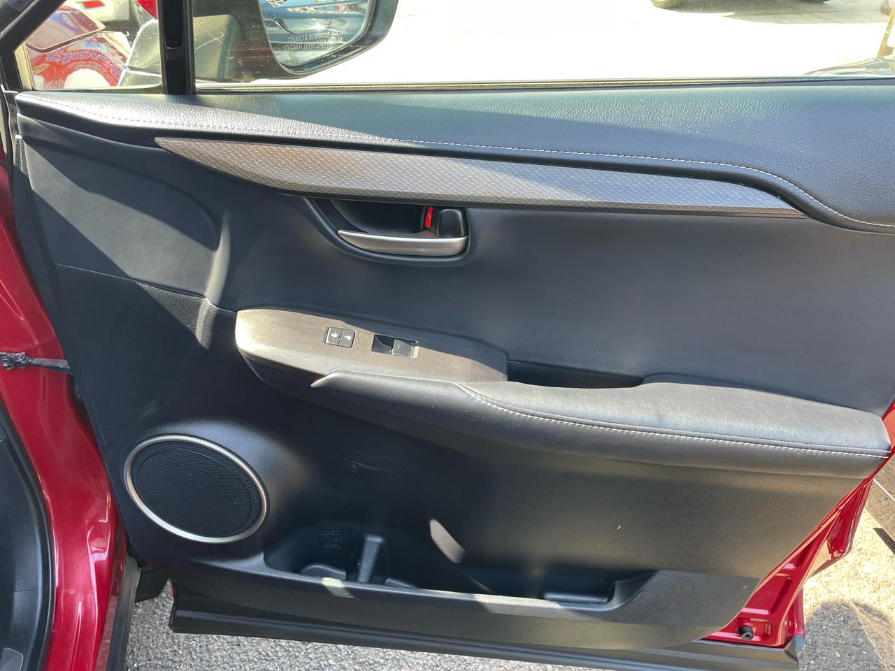 Lexus NX 200t FWD 2016