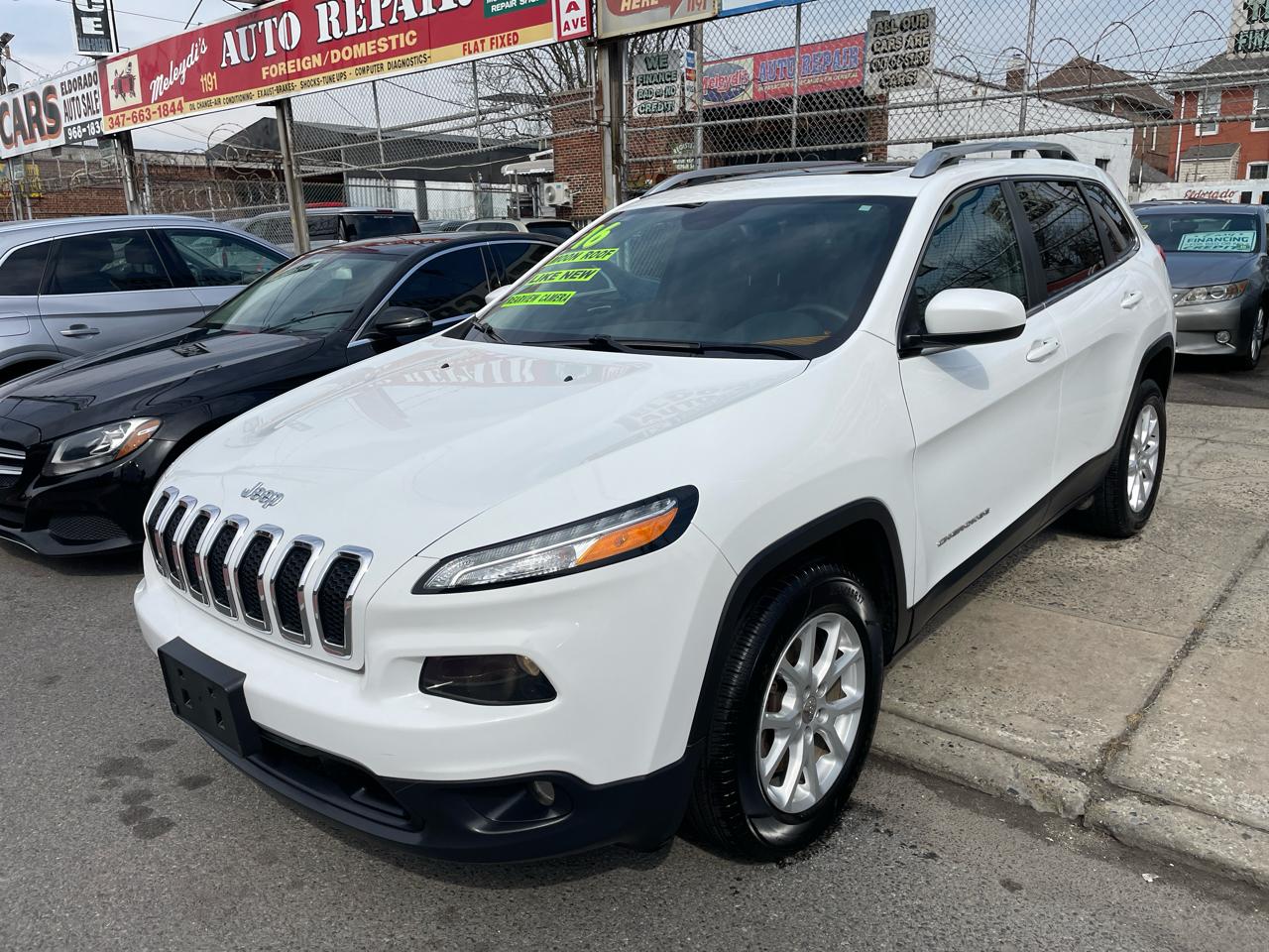 Jeep Cherokee Latitude 4WD 2016