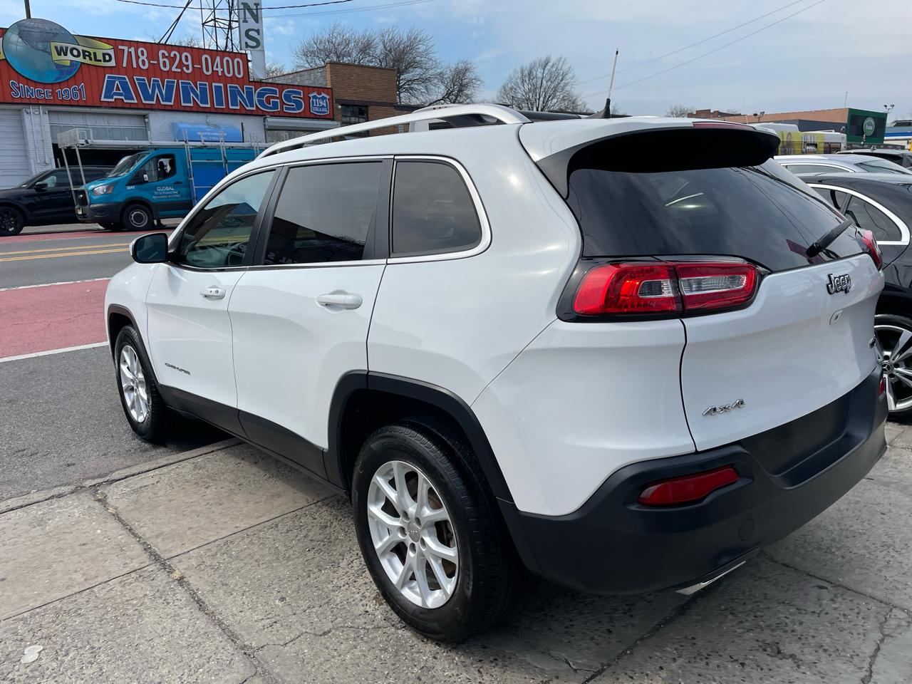 Jeep Cherokee Latitude 4WD 2016