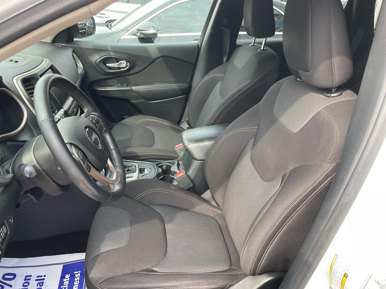 Jeep Cherokee Latitude 4WD 2016