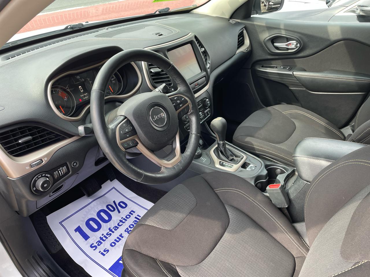 Jeep Cherokee Latitude 4WD 2016