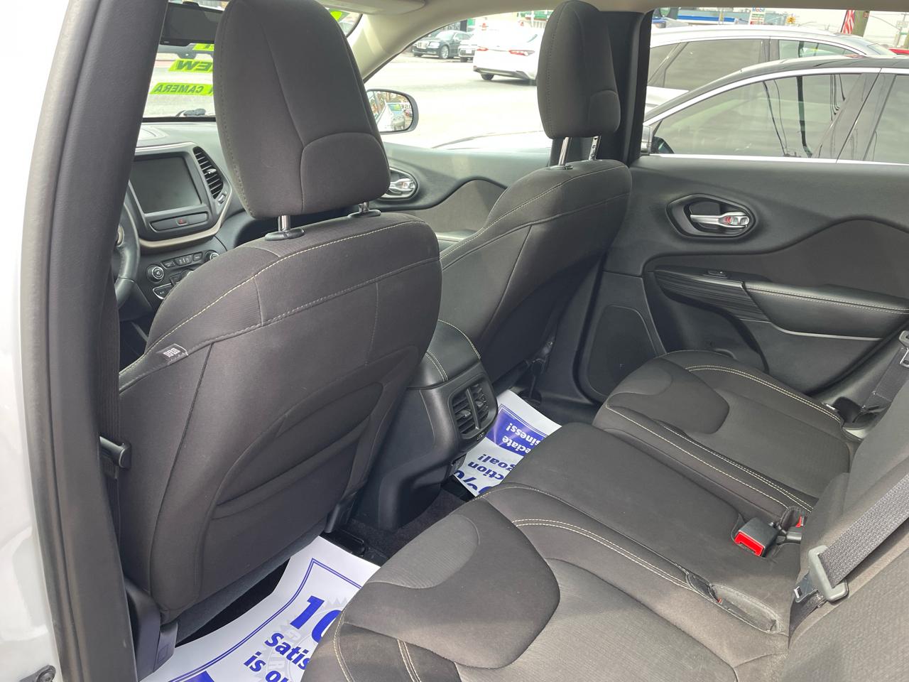 Jeep Cherokee Latitude 4WD 2016